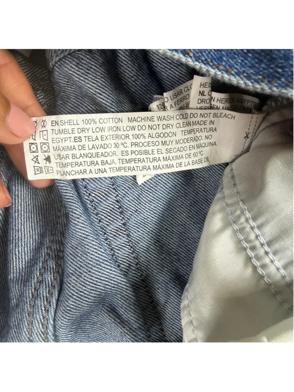 Forever 21 Distressed Mom Jean Women 28 High Rise Raw Hem 100% Cotton Button Fly
